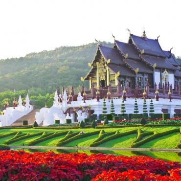 หอคำหลวงสถาปัตยกรรมล้านนาที่สง่างาม