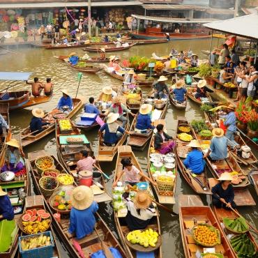 กินลม ชมหิ่งห้อย ณ ตลาดน้ำอัมพวา