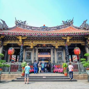 Longshan Temple