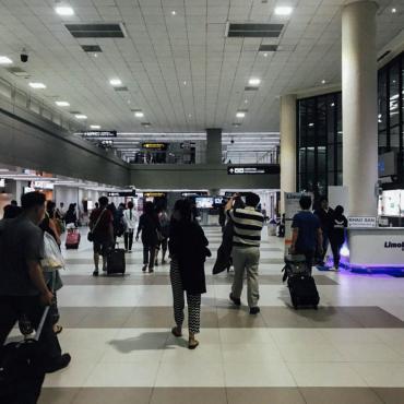 รีวิวฟู้ดคอร์ทเล็กๆแต่ไม่ลับ อิ่มสบาย ในราคาประหยัด ที่สนามบินดอนเมือง