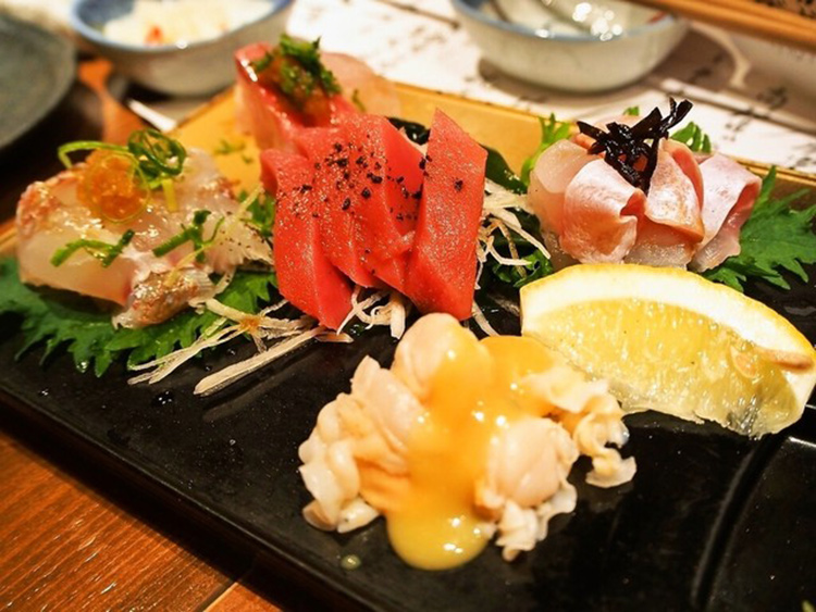 ร้านซูชิ Fujiya Seconds ร้านซูชิ, เที่ยวโอซาก้า