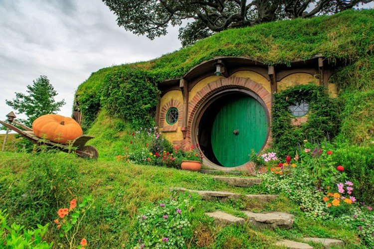 หมู่บ้านฮอบบิตัน (Hobbiton Farm) เที่ยวนิวซีแลนด์