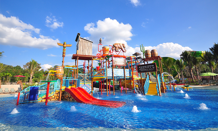 พาเด็กเที่ยวที่ Scenical World Scenical World