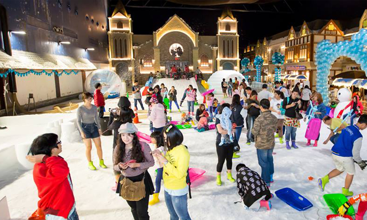 พาเด็กเที่ยวที่ Snow Town Snow Town