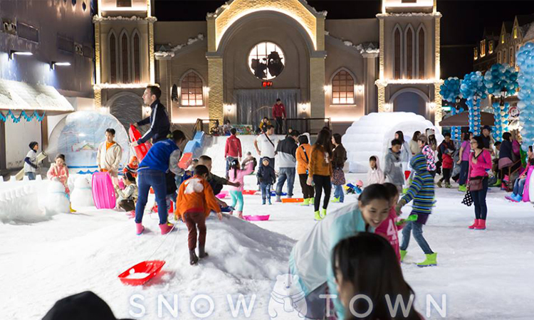 พาเด็กเที่ยวที่ Snow Town Snow Town