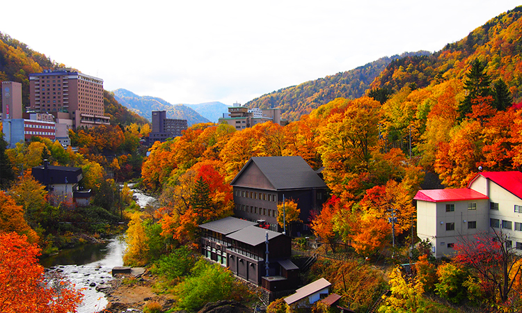 ย่านน้ำพุร้อนโจซังเค (Jozankei Onsen) Jozankei Onsen