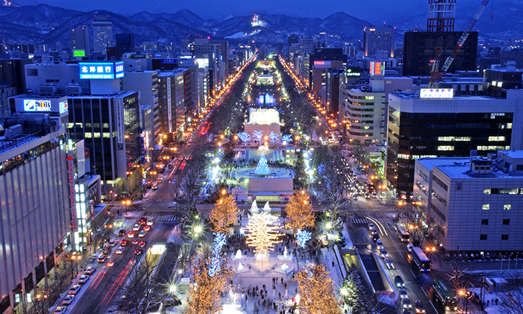 สวนโอโดริ (Odori Park) Odori Park