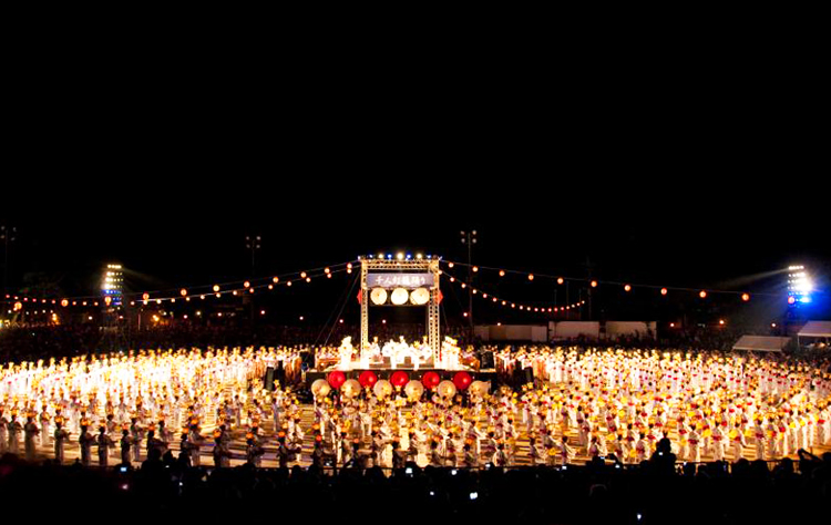 เทศกาล Yamaga Tourou Matsuri ประเทศญี่ปุ่น เที่ยวญี่ปุ่น, เที่ยวคุมาโมโตะ