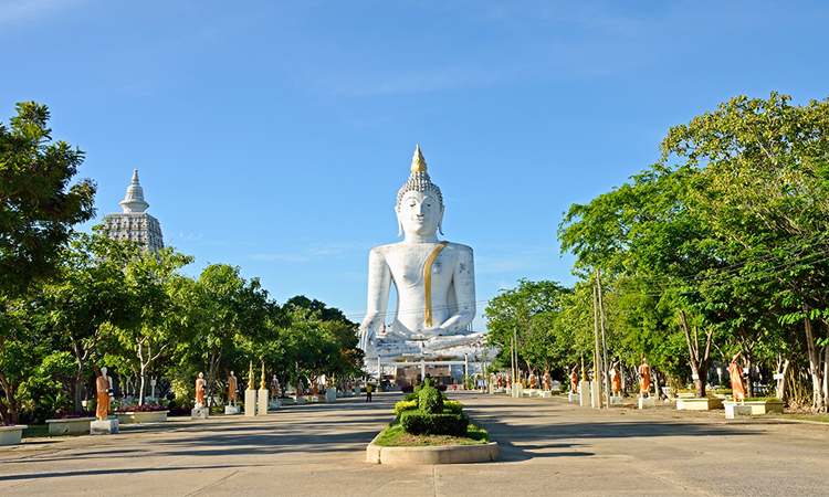 พาแม่เที่ยวสุพรรณบุรี ไหว้พระวัดไผ่โรงวัว เที่ยวสุพรรณบุรี, วัดไผ่โรงวัว