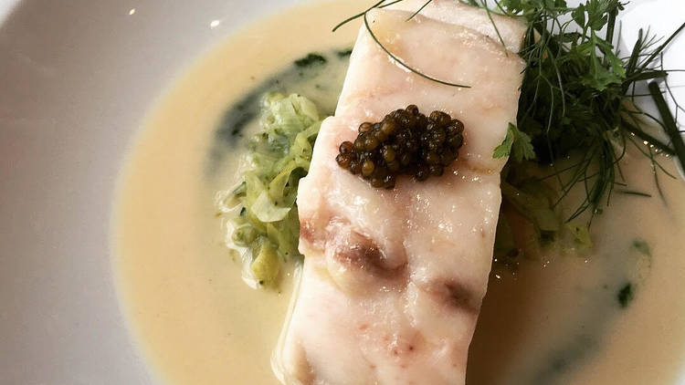 Le Jules Verne ร้านอาหารบนหอไอเฟล Le Jules Verne, หอไอเฟล