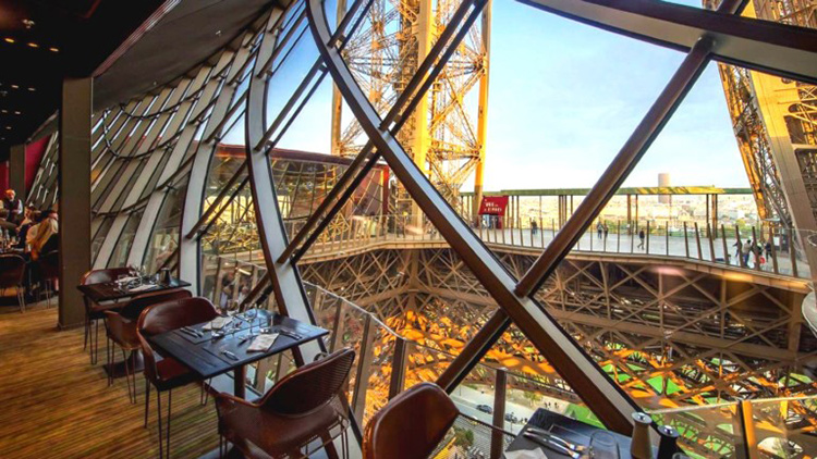 58 Tour Eiffel ร้านอาหารบนหอไอเฟล 58 Tour Eiffel, หอไอเฟล