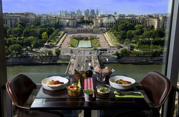 58 Tour Eiffel ร้านอาหารบนหอไอเฟล 58 Tour Eiffel, หอไอเฟล