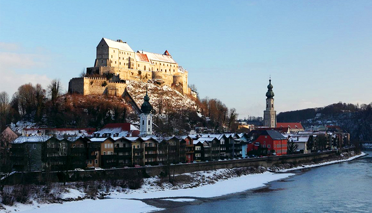 เบิร์กฮาวเซน, เยอรมนี Burghausen, Germany