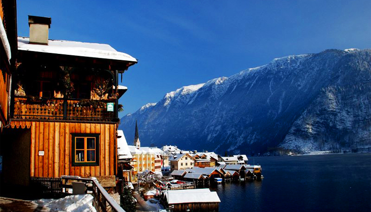 ฮัลล์สตัท, ประเทศออสเตรียเมืองแห่งทะเลสาบ ฮัลล์สตัท, ออสเตรีย Hallstatt, Austria