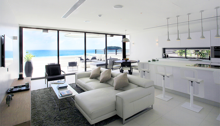 Kata Rocks รีสอร์ทภูเก็ต, หาดกะตะ
