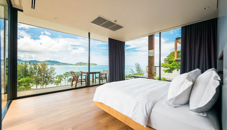 The Naka Phuket รีสอร์ทติดทะเล ภูเก็ต, หาดกมลา