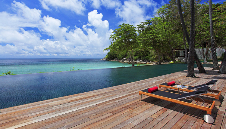 The Naka Phuket Pool Villa, หาดกมลา